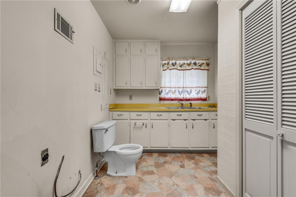 2310 Briarcliff Road Northeast Atlanta, GA 30324 - Photo 28 of 51