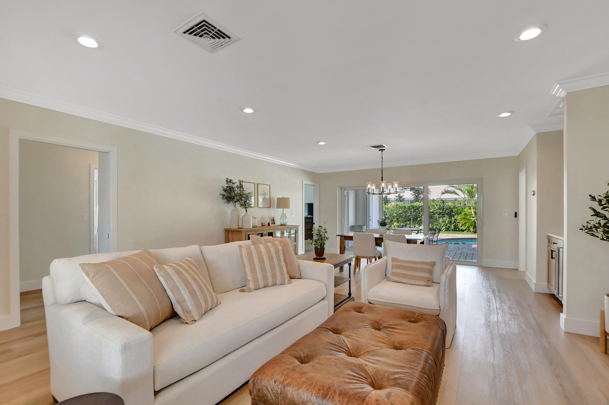 1301 Tamarind Way Boca Raton, FL 33486 - Photo 6 of 37 20_dsc_0011
