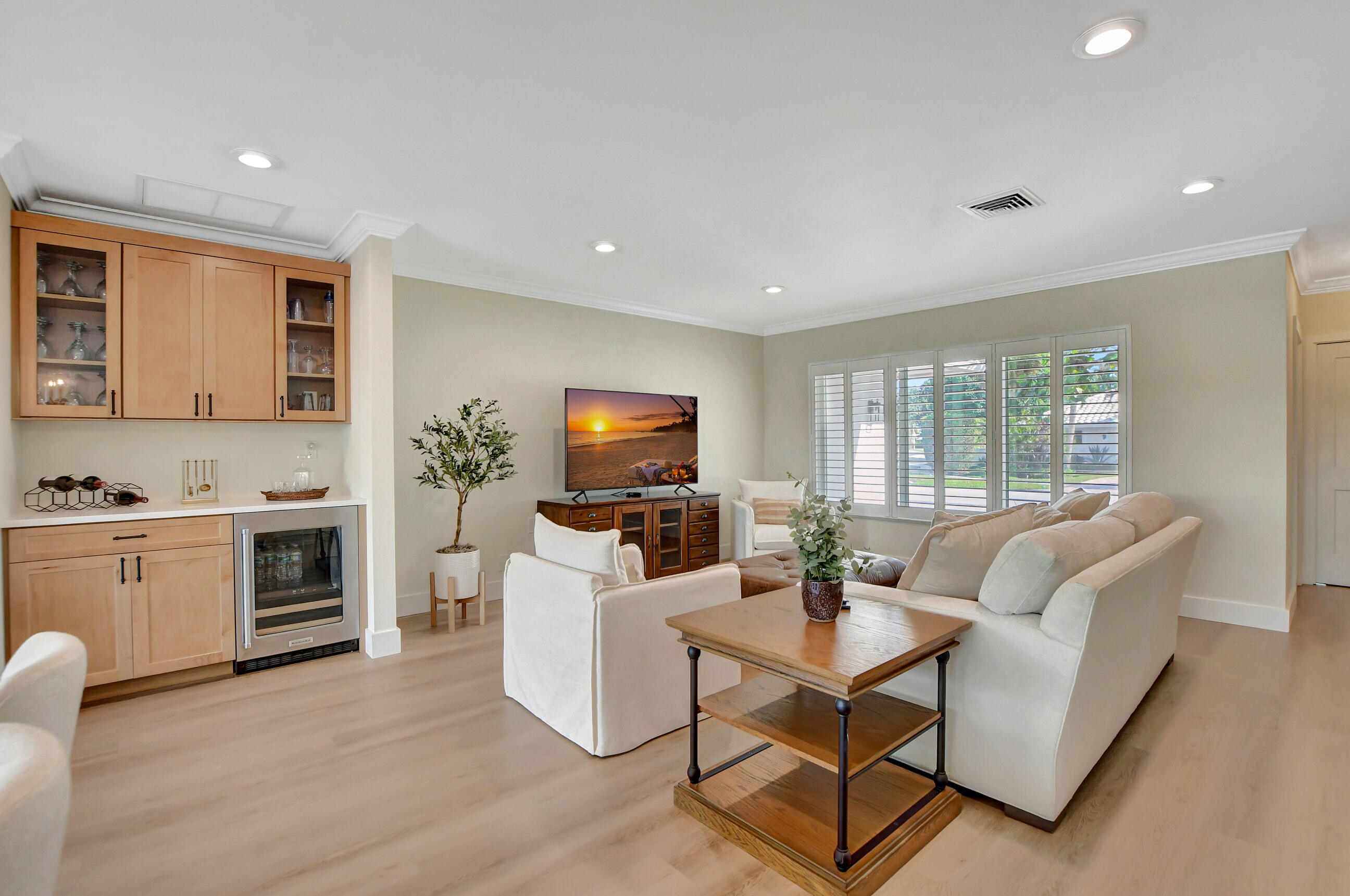 1301 Tamarind Way Boca Raton, FL 33486 - Photo 8 of 37 22_dsc_0021
