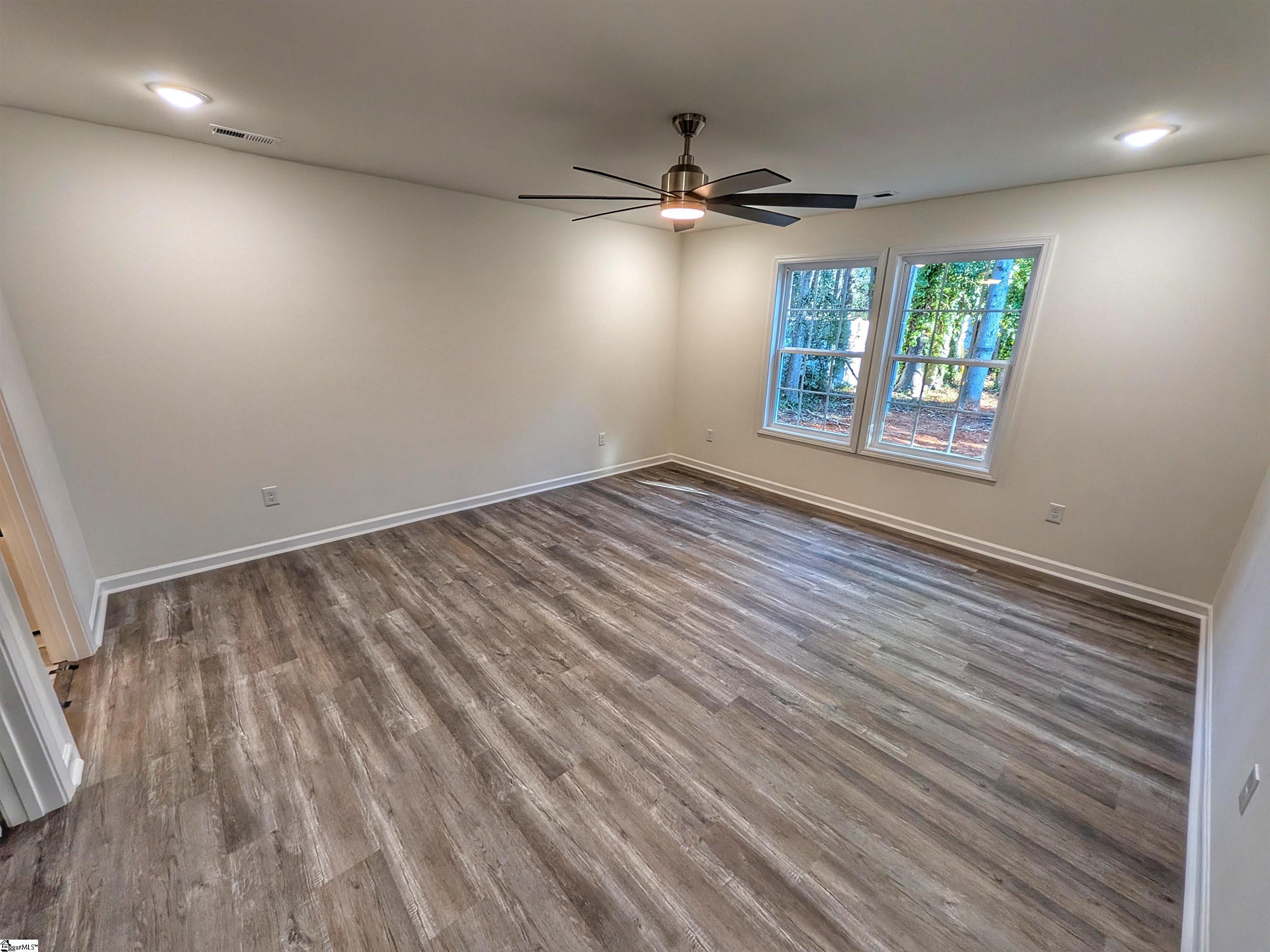 709 Blair Street Anderson, SC 29625 - Photo 8 of 19