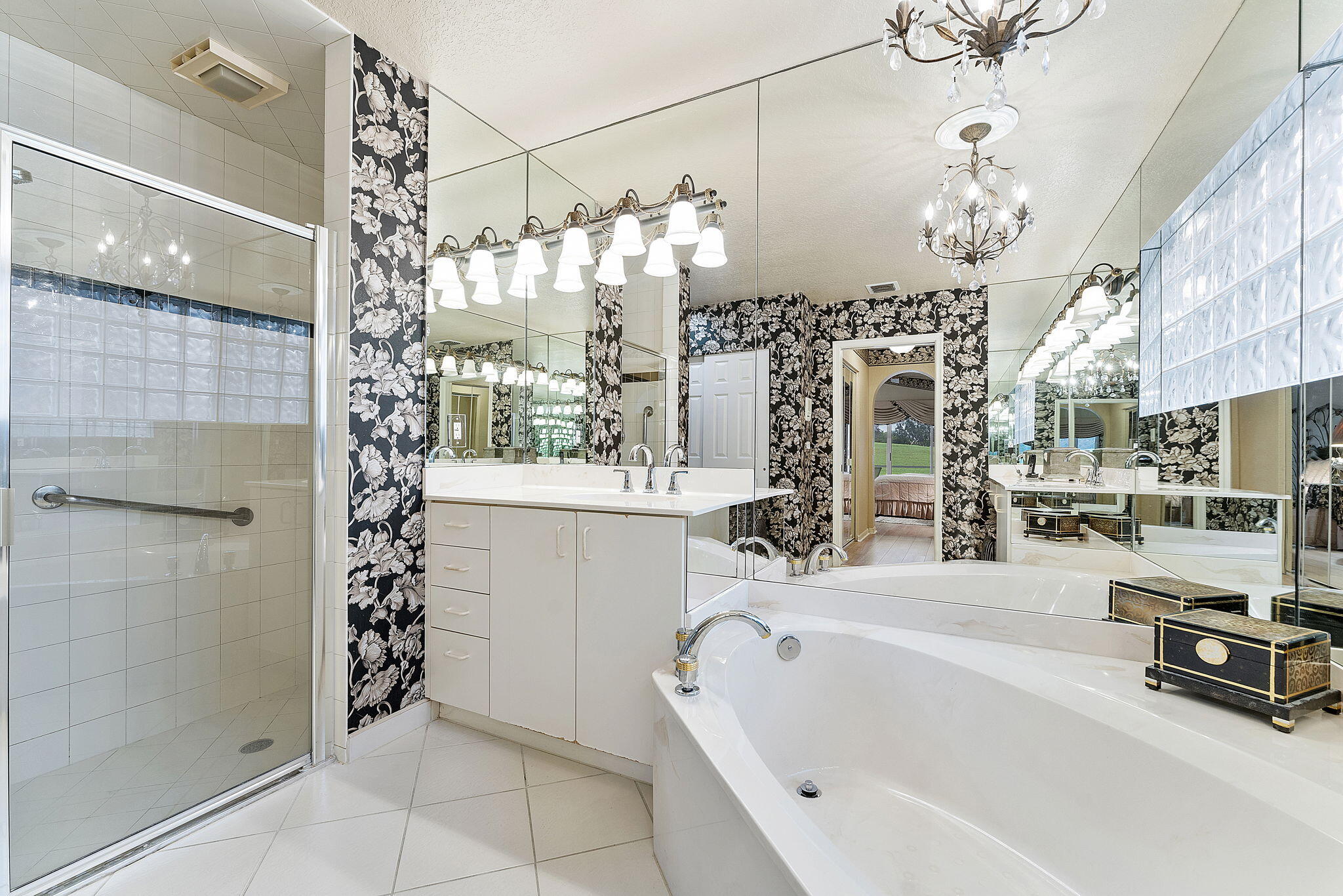 6505 Sun River Road Boynton Beach, FL 33437 - Photo 20 of 49 31-web-or-mls-DSC01103
