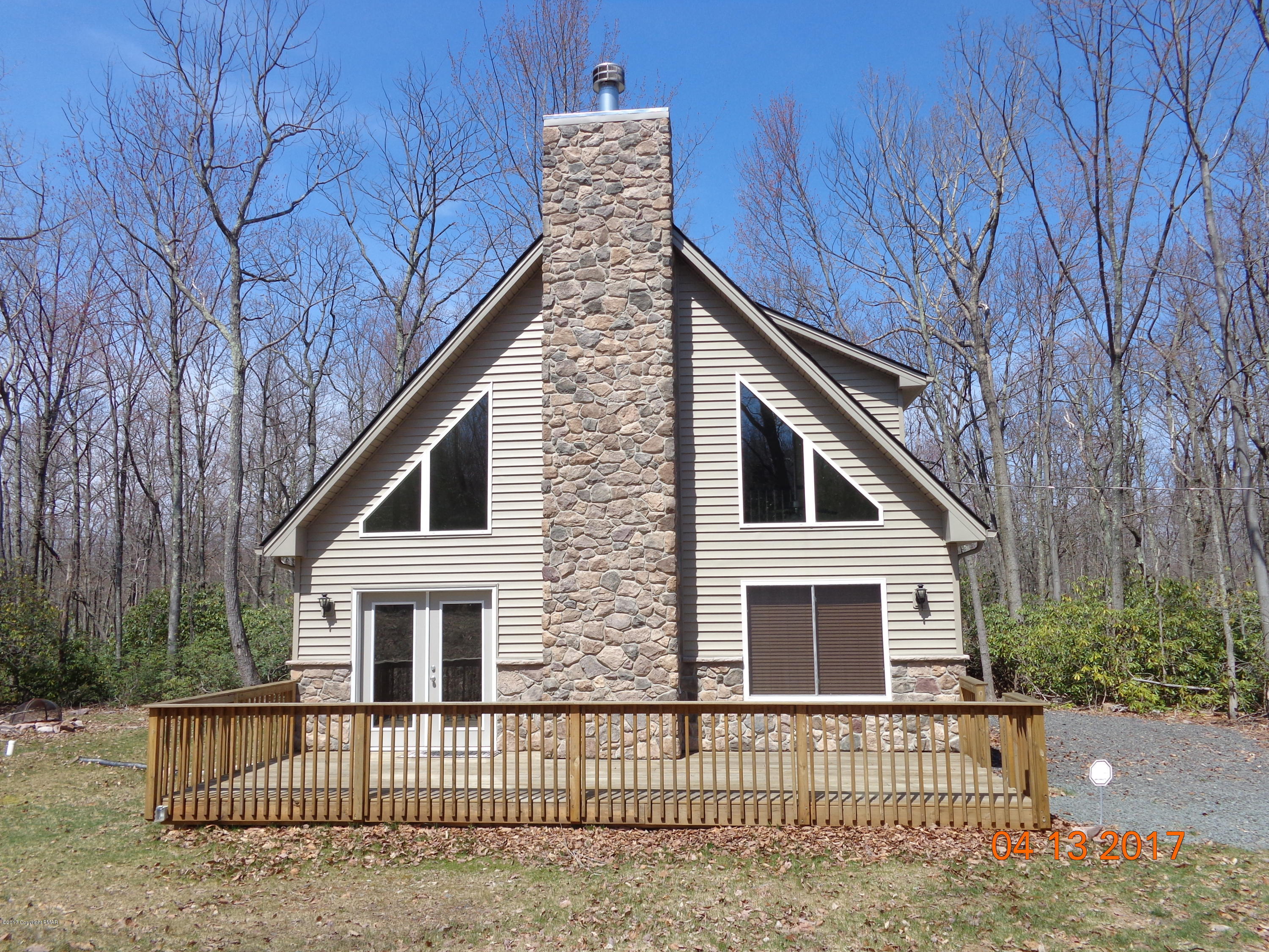 15 Algonkin Road Jim Thorpe, PA 18229 - Photo 14 of 53 Front view