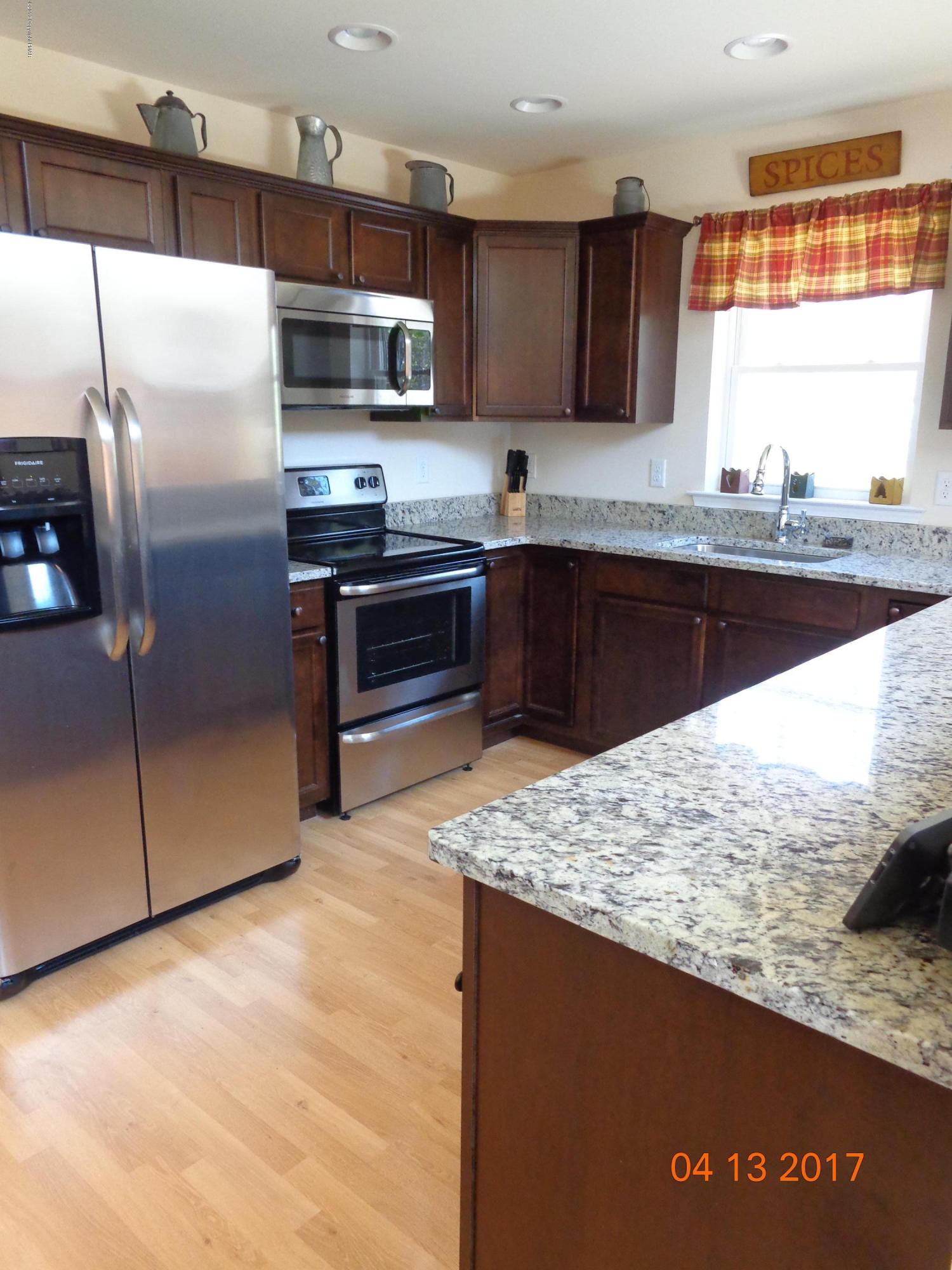 15 Algonkin Road Jim Thorpe, PA 18229 - Photo 19 of 53 Kitchen2