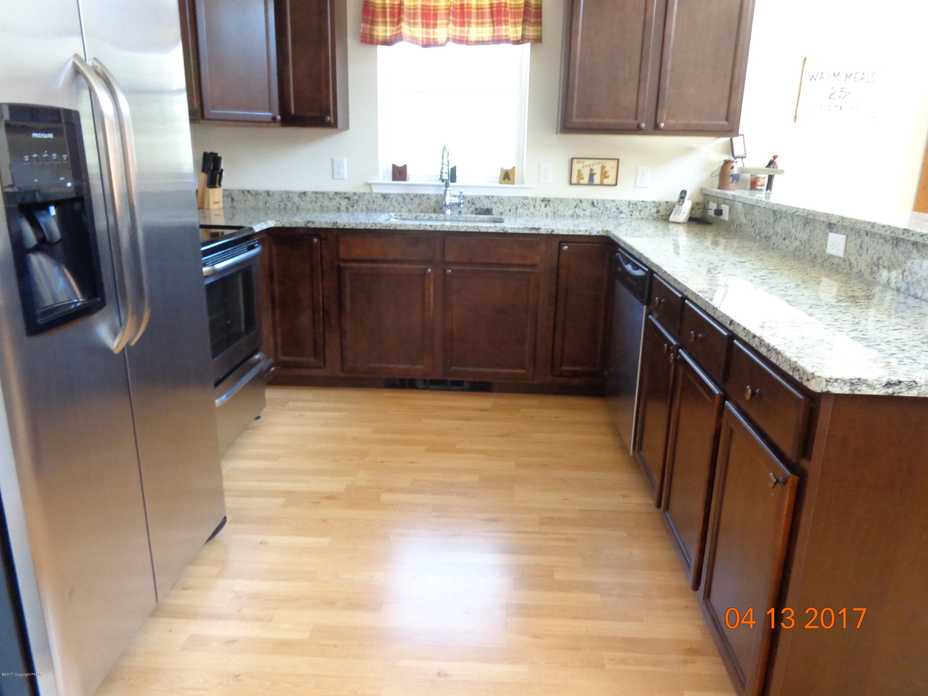 15 Algonkin Road Jim Thorpe, PA 18229 - Photo 21 of 53 Granite countertop