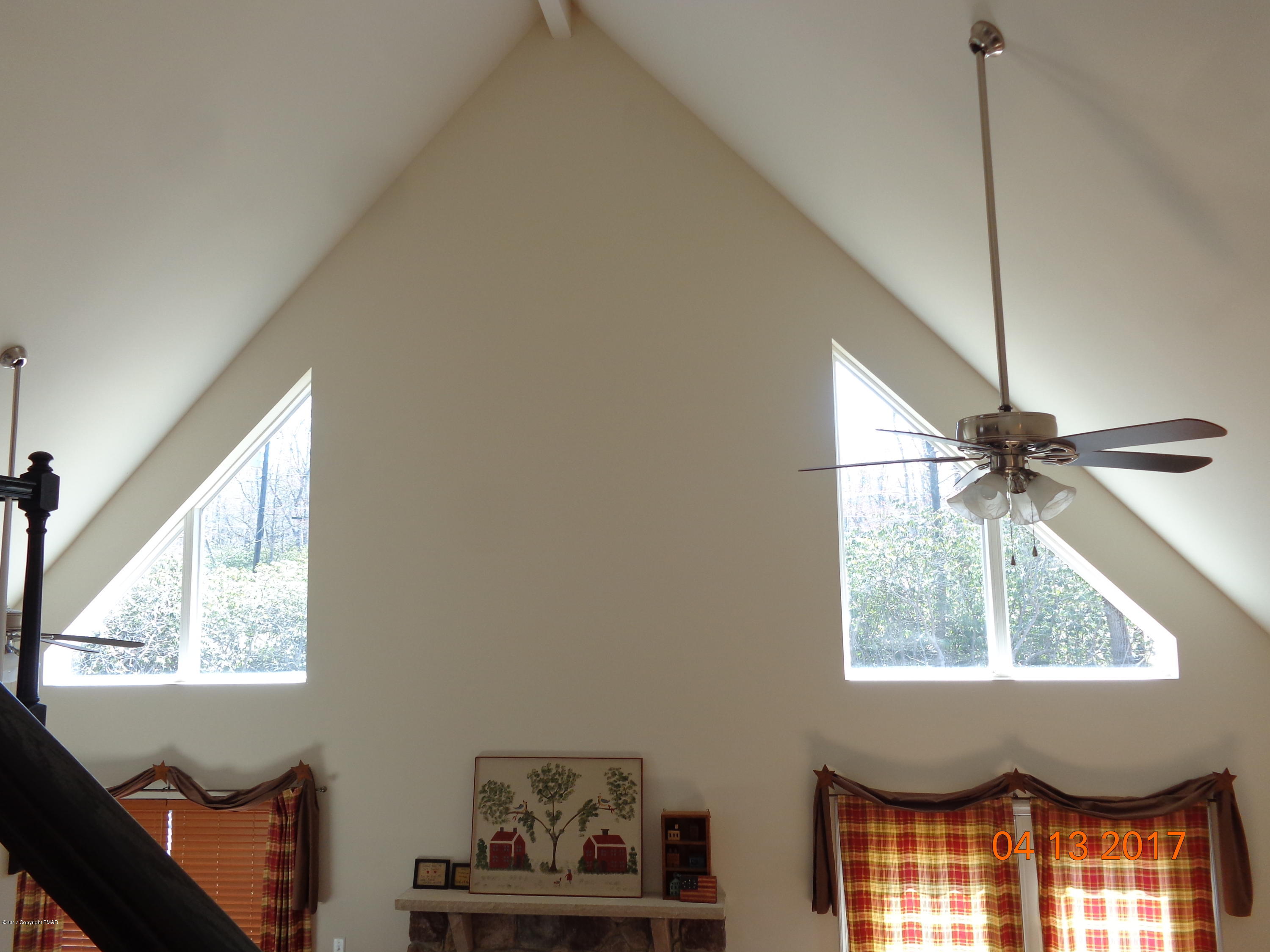 15 Algonkin Road Jim Thorpe, PA 18229 - Photo 26 of 53 Peak windows