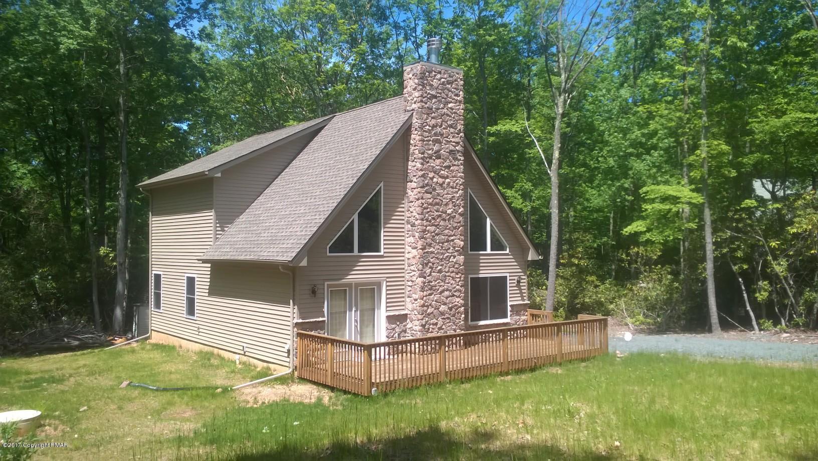 15 Algonkin Road Jim Thorpe, PA 18229 - Photo 4 of 53 FrontSide