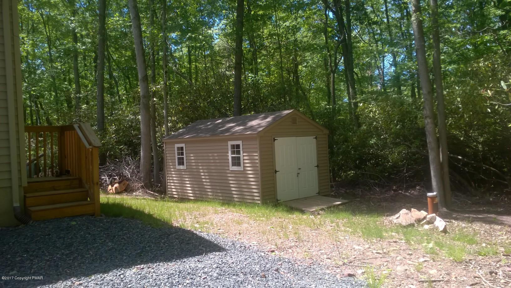 15 Algonkin Road Jim Thorpe, PA 18229 - Photo 5 of 53 shed
