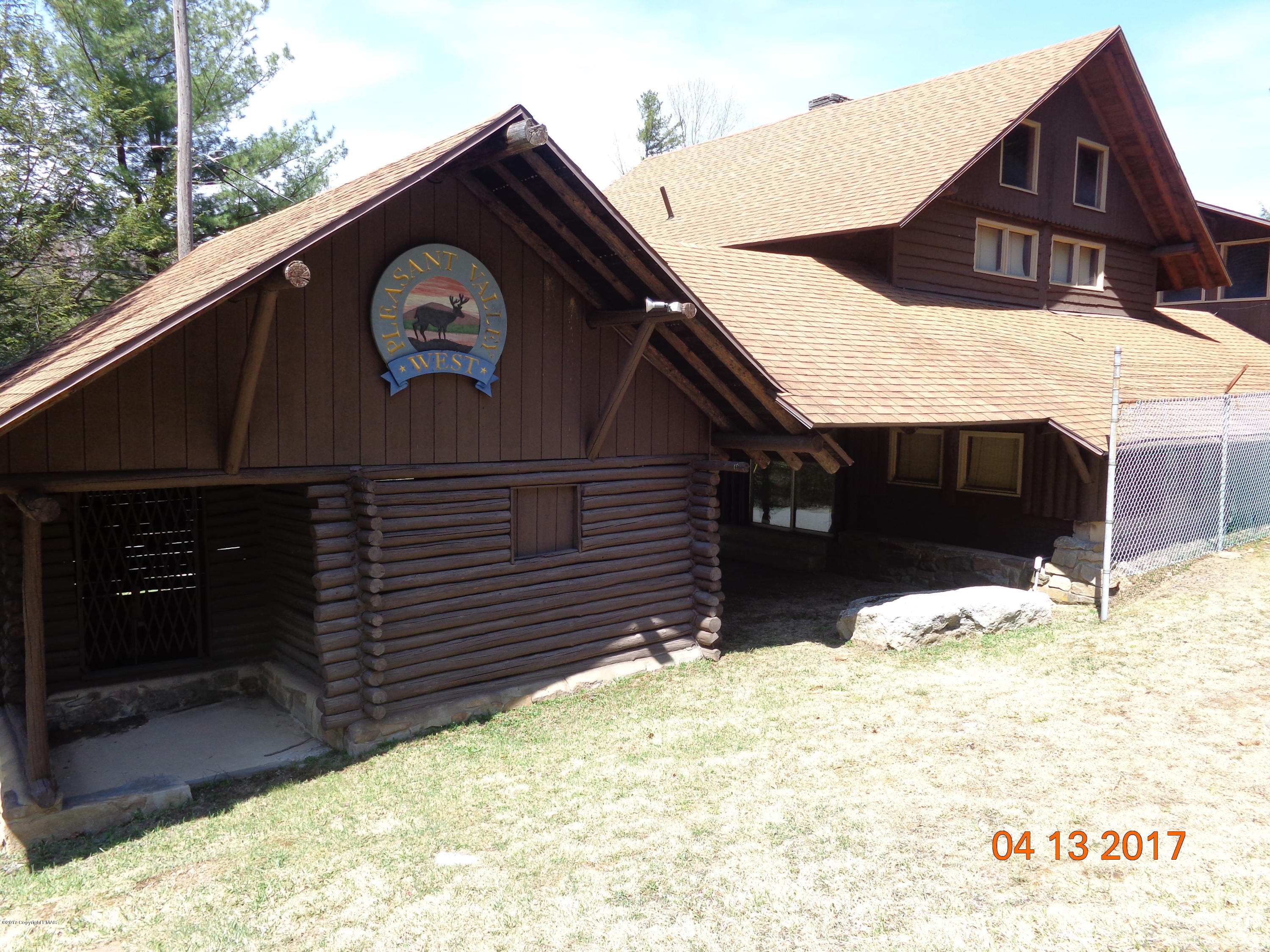 15 Algonkin Road Jim Thorpe, PA 18229 - Photo 52 of 53 PV West clubhouse