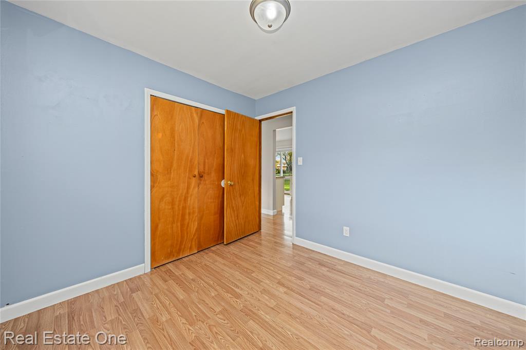 12107 19 Mile Road Sterling Heights, MI 48313 - Photo 7 of 20