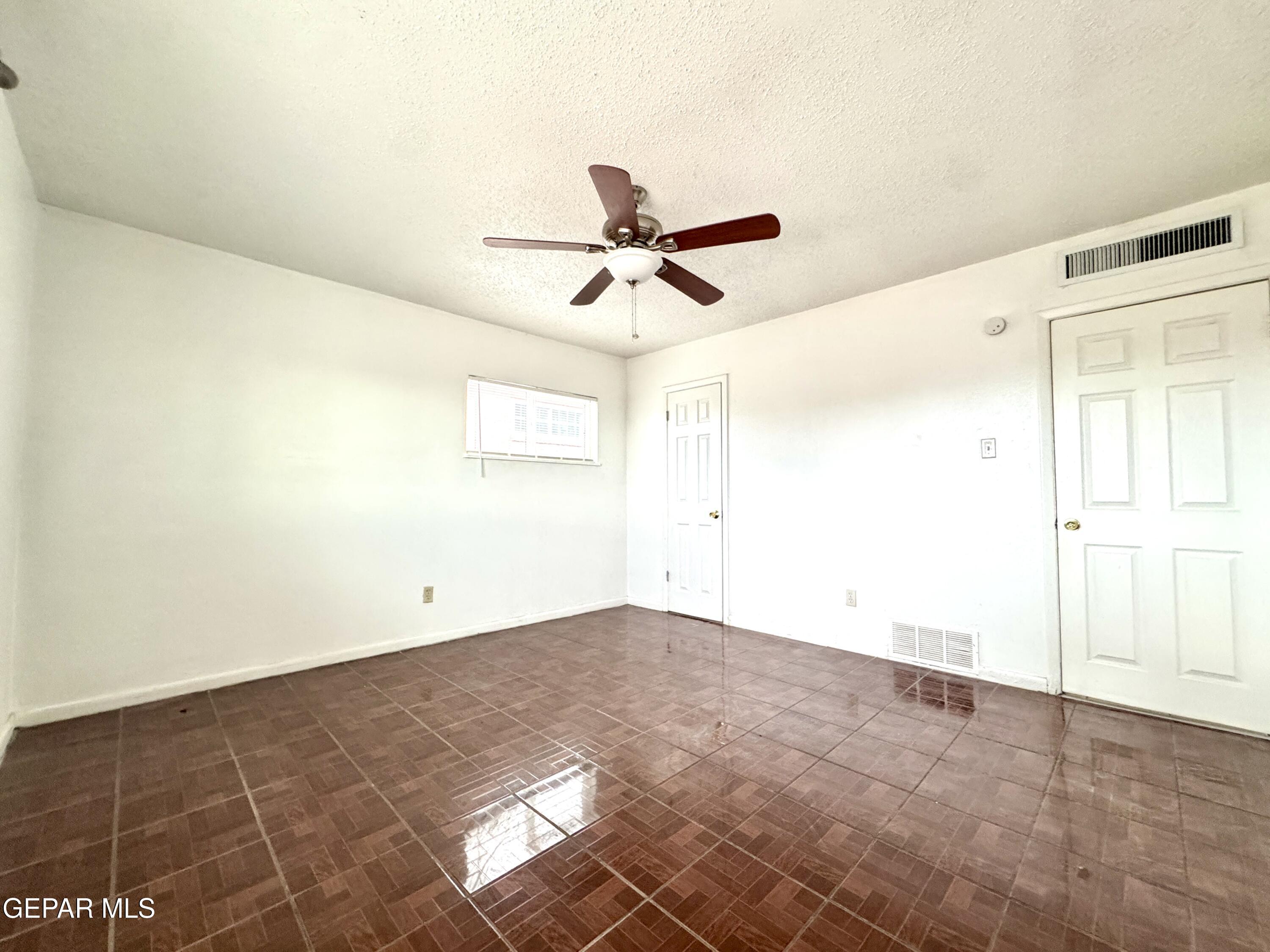 209 San Saba Road El Paso, TX 79912 - Photo 20 of 22 IMG_2850