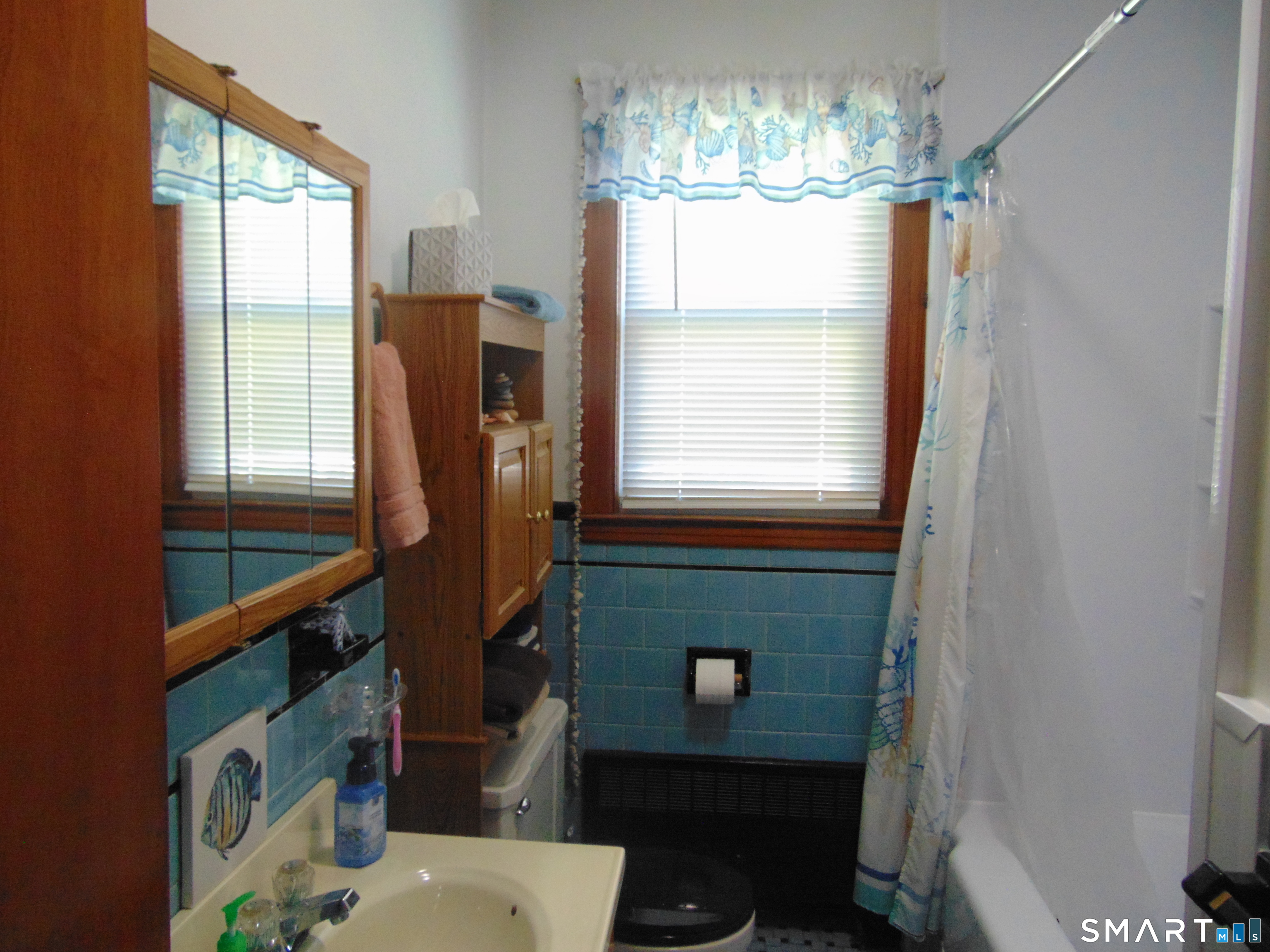 9 Grantham Road Wallingford, CT 06492 - Photo 12 of 29