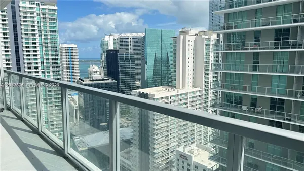 $2,950 | 1111 Southwest 1st Avenue, Unit 3515N, Miami, FL 33130