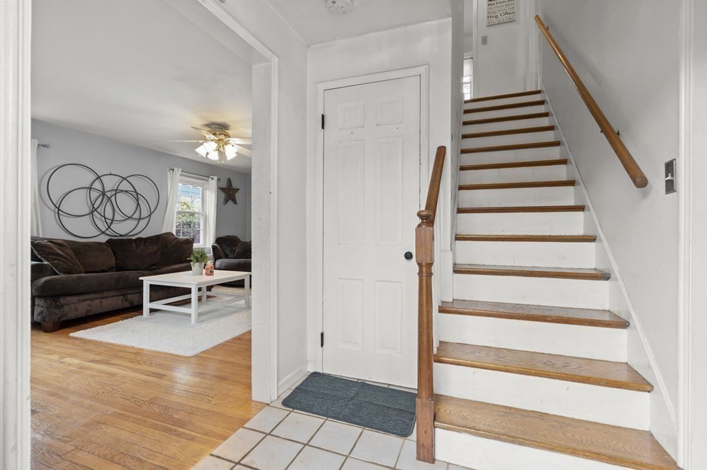 23 Canterbury Road Lynnfield, MA 01940 - Photo 13 of 30 Gallery Image 13