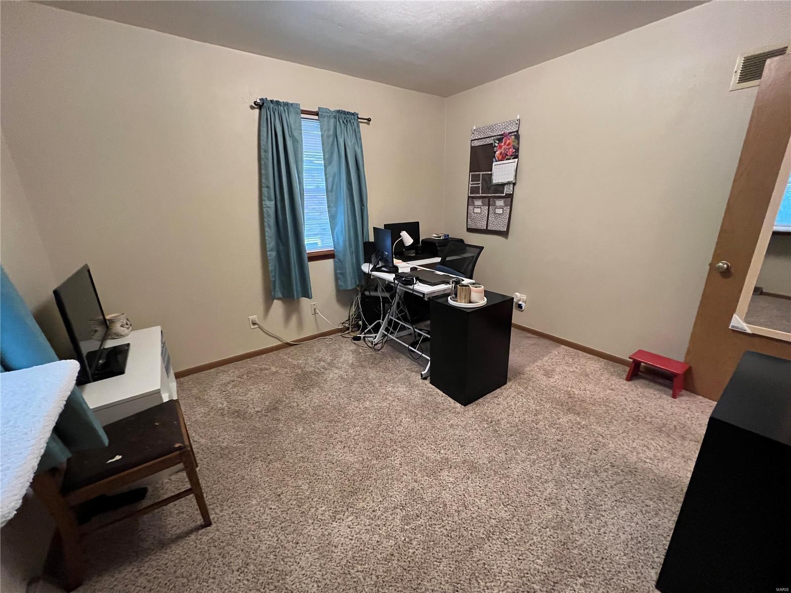 519 Sullivan Street East Alton, IL 62024 - Photo 14 of 28