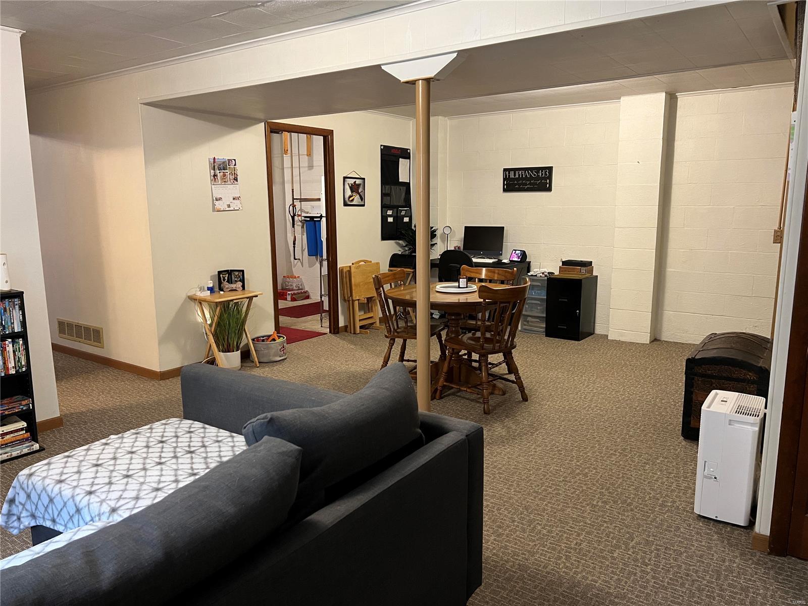 519 Sullivan Street East Alton, IL 62024 - Photo 18 of 28