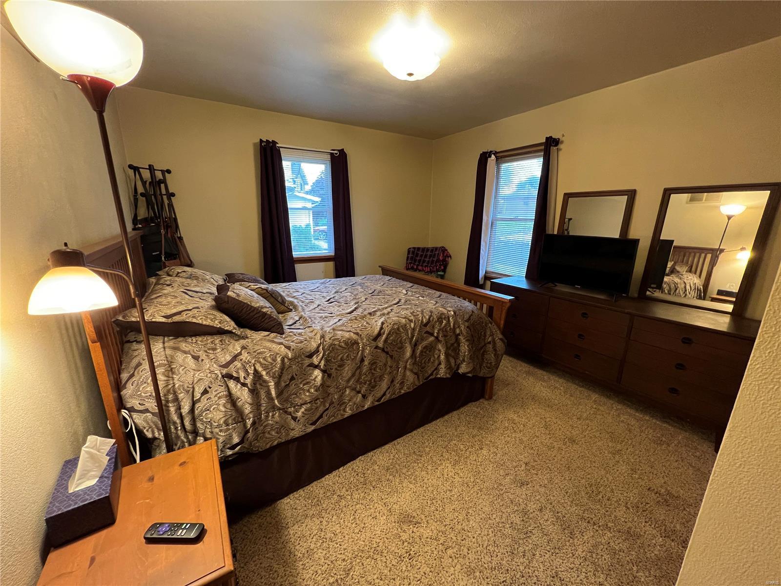 519 Sullivan Street East Alton, IL 62024 - Photo 9 of 28