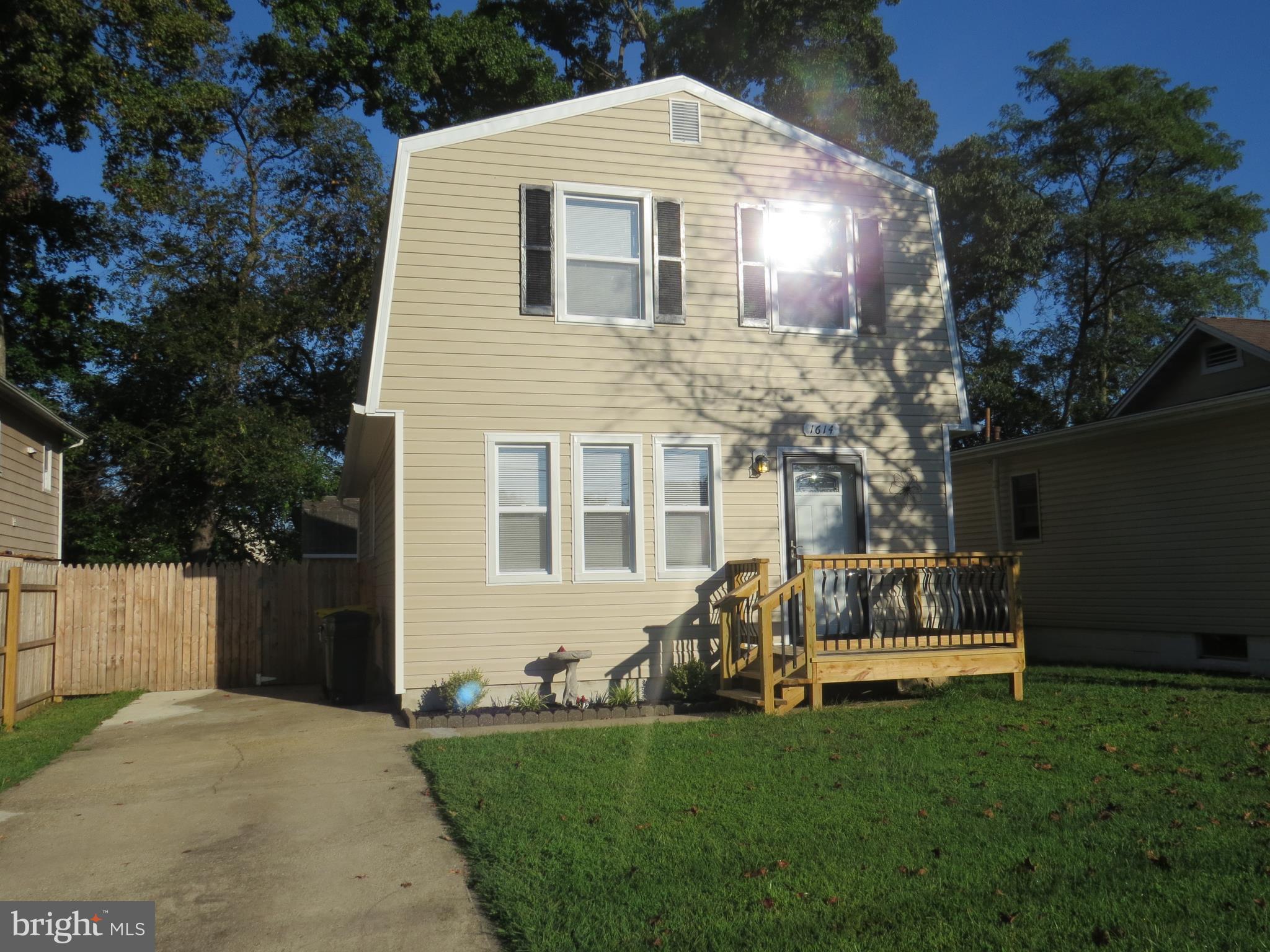1614 Marlboro Road Edgewater, MD 21037 - Photo 14 of 15 Exterior (Front)