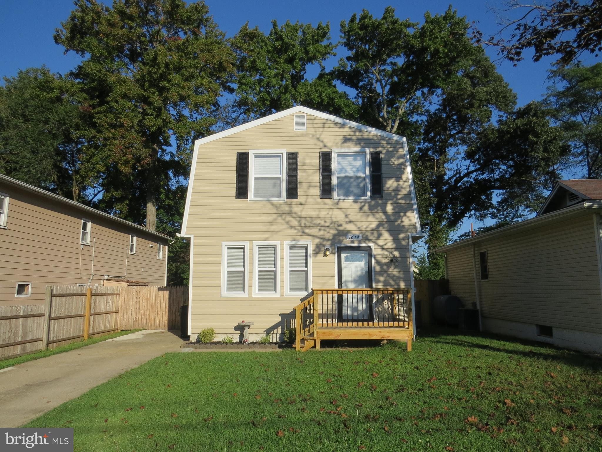 1614 Marlboro Road Edgewater, MD 21037 - Photo 15 of 15 Exterior (Front)
