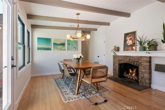 $1,295,000 | 6554 Colbath Avenue, Valley Glen, CA 91401