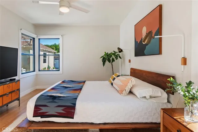 $1,295,000 | 6554 Colbath Avenue, Valley Glen, CA 91401