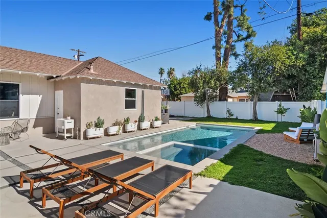 $1,295,000 | 6554 Colbath Avenue, Valley Glen, CA 91401