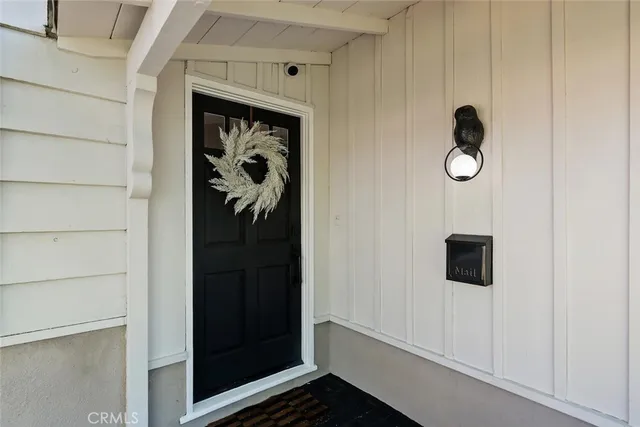 $1,295,000 | 6554 Colbath Avenue, Valley Glen, CA 91401