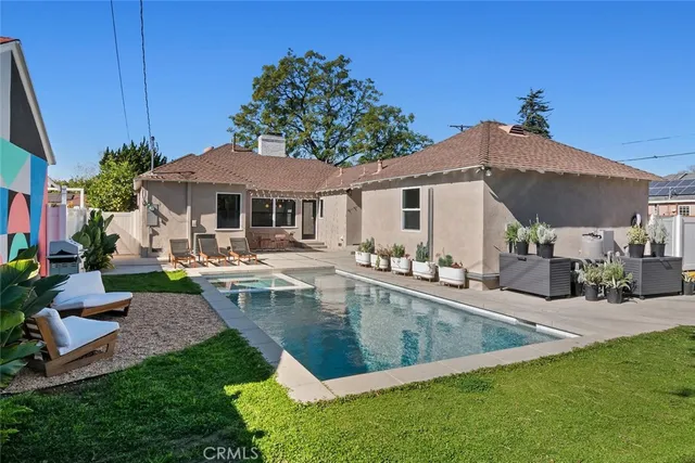 $1,295,000 | 6554 Colbath Avenue, Valley Glen, CA 91401