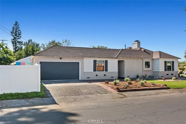 $1,295,000 | 6554 Colbath Avenue, Valley Glen, CA 91401