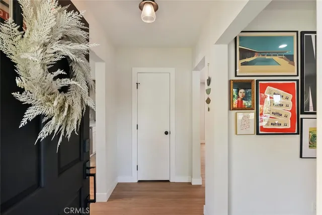 $1,295,000 | 6554 Colbath Avenue, Valley Glen, CA 91401