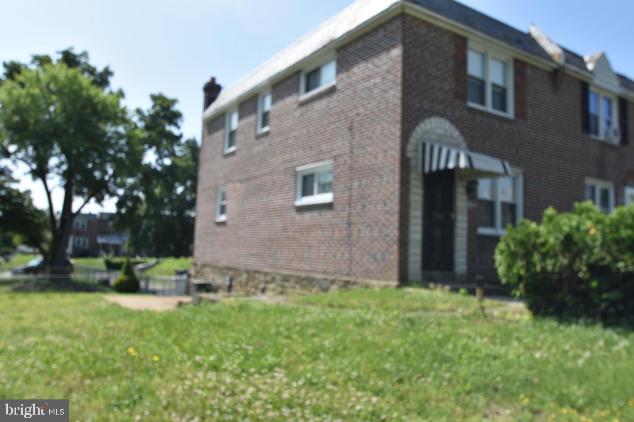 28 Ashbourne Road Darby, PA 19023 - Photo 3 of 22 Side view of home