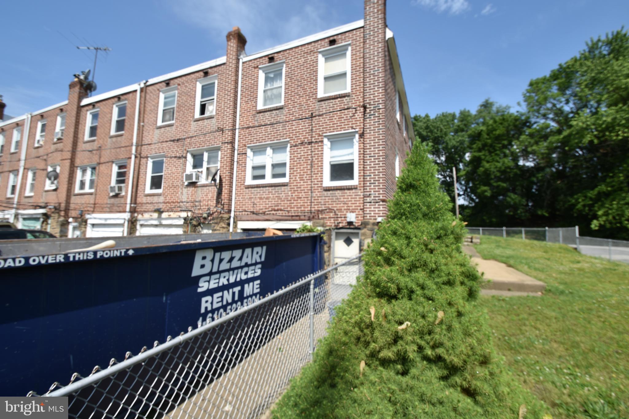 28 Ashbourne Road Darby, PA 19023 - Photo 6 of 22 Gallery Image 6