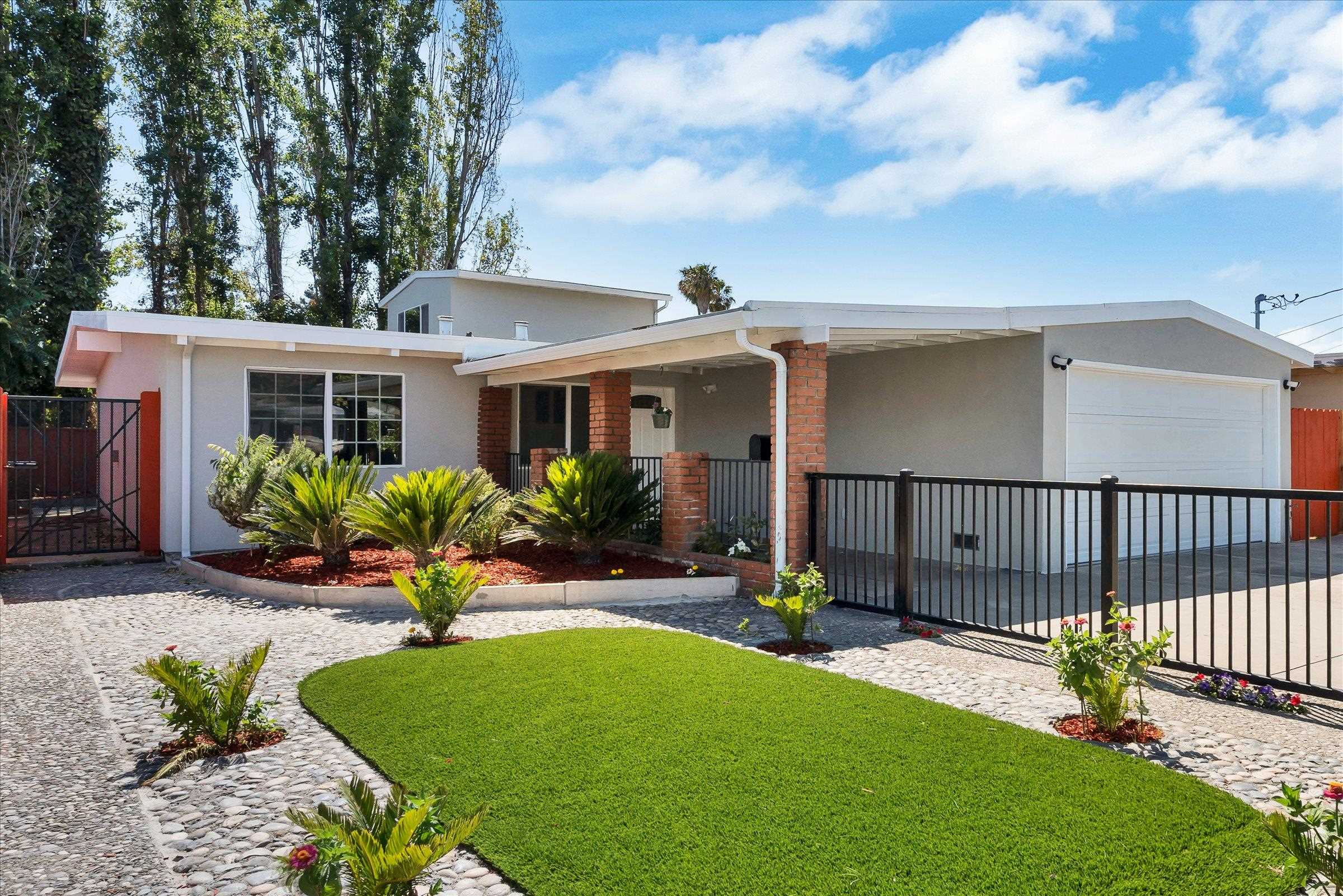 28315 Rochelle Avenue Hayward, CA 94544 - Photo 2 of 34