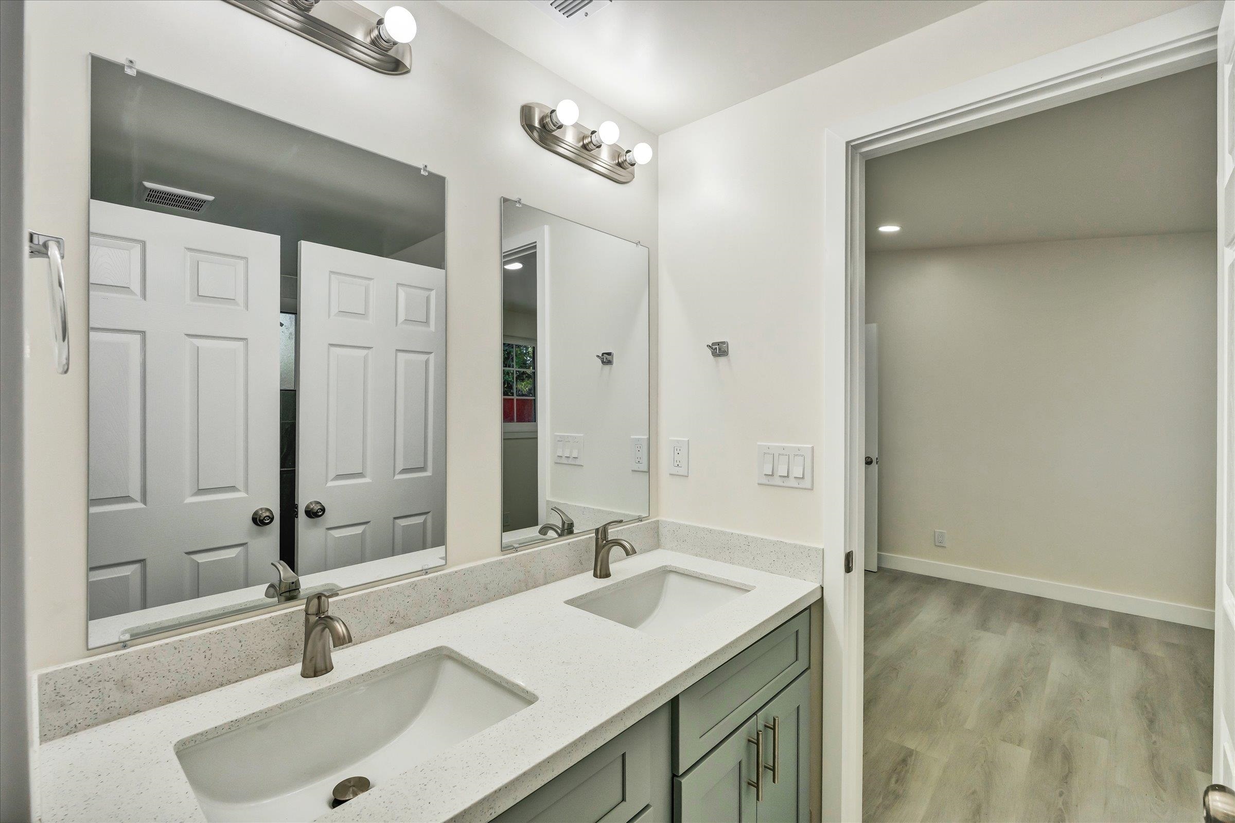 28315 Rochelle Avenue Hayward, CA 94544 - Photo 24 of 34