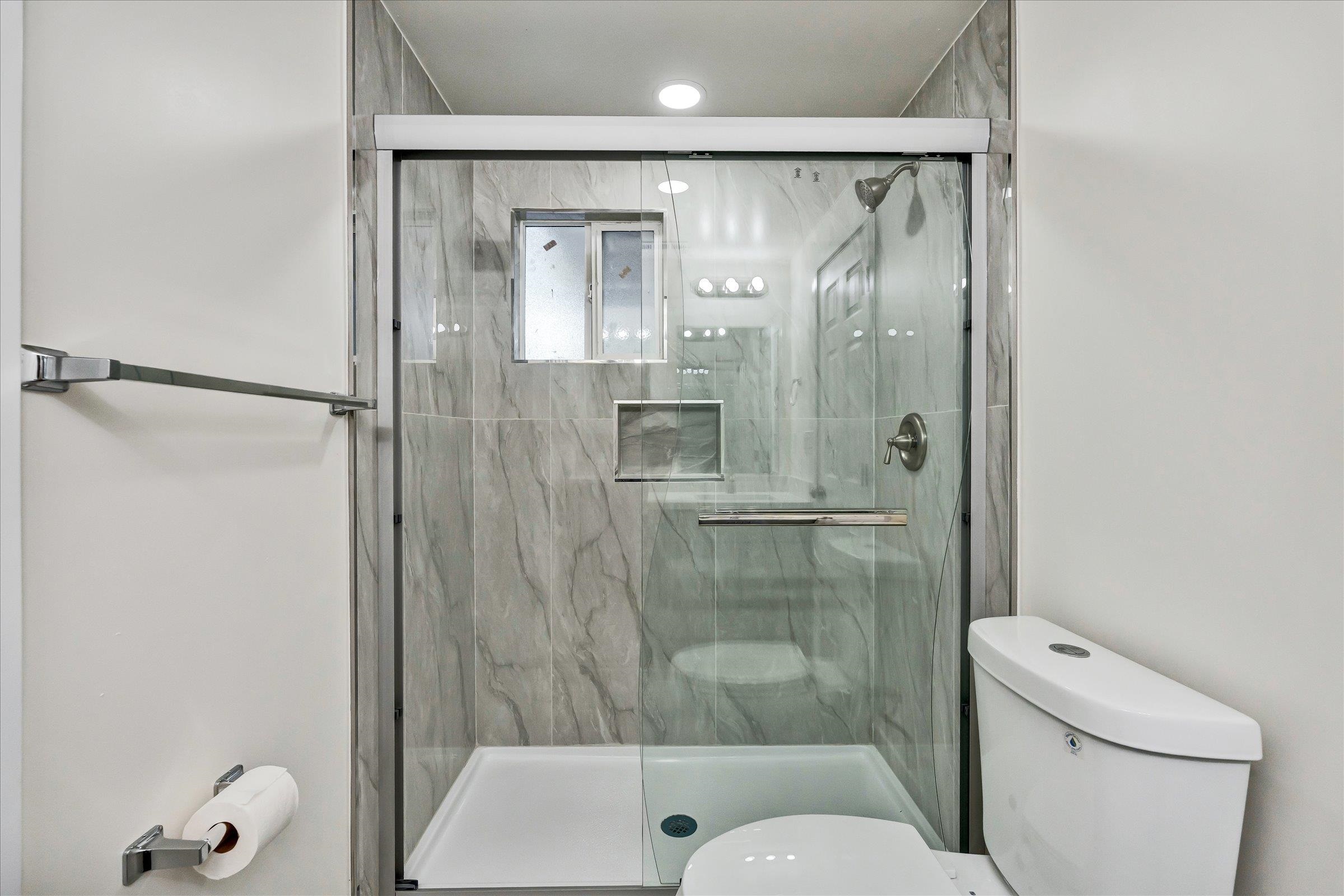 28315 Rochelle Avenue Hayward, CA 94544 - Photo 25 of 34