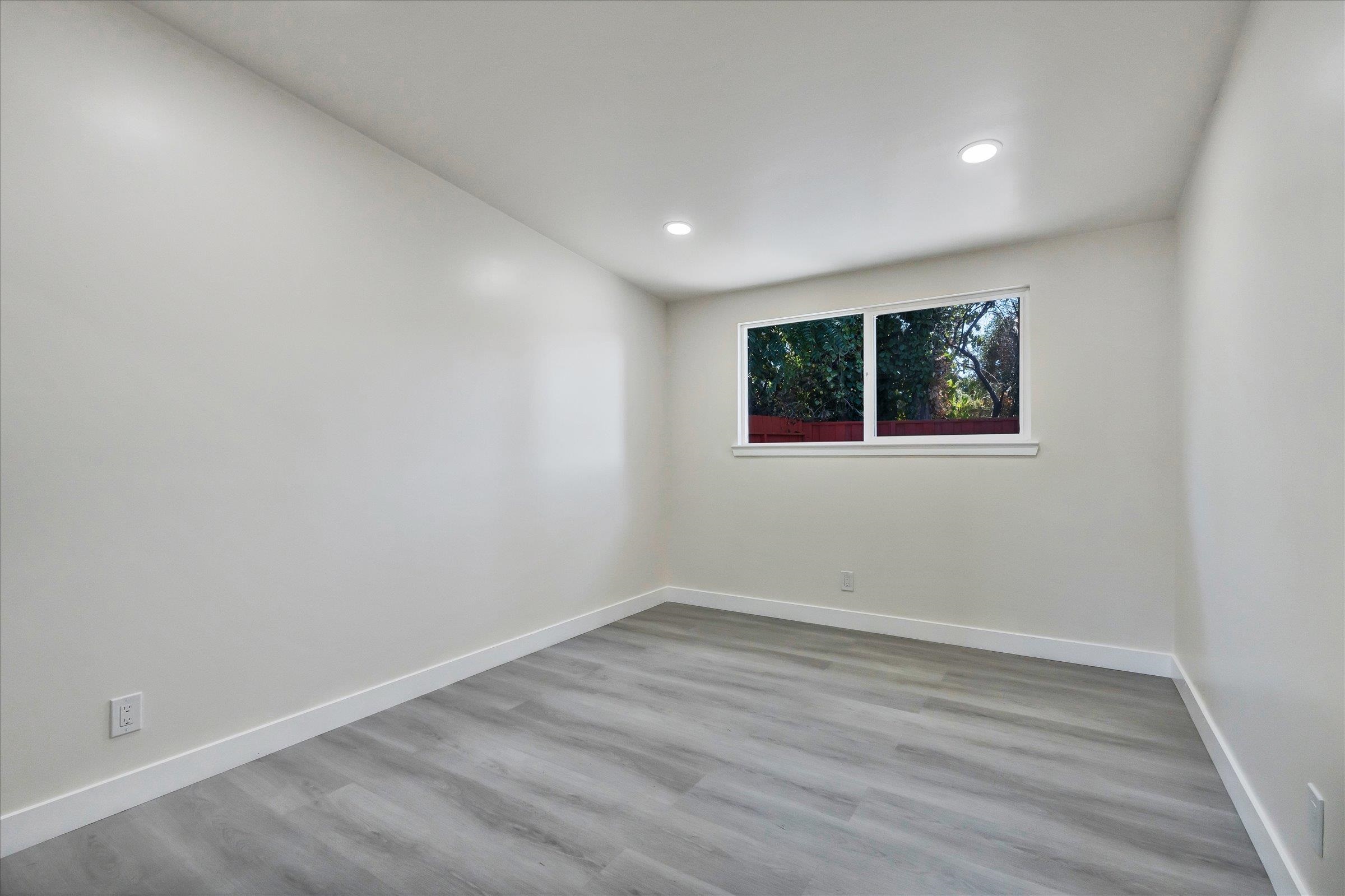 28315 Rochelle Avenue Hayward, CA 94544 - Photo 32 of 34