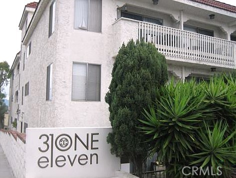 3111 4th Street, Unit 218 Santa Monica, CA 90405 - Photo 1 of 11 a view of a street that has a sign on it