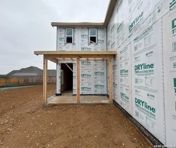 a view of an outdoor space