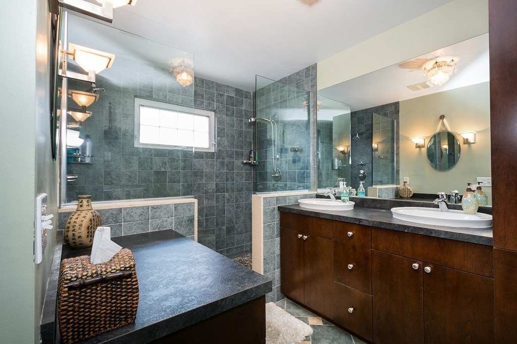 12 Christine Road Hull, MA 02045 - Photo 16 of 25 Gallery Image 16