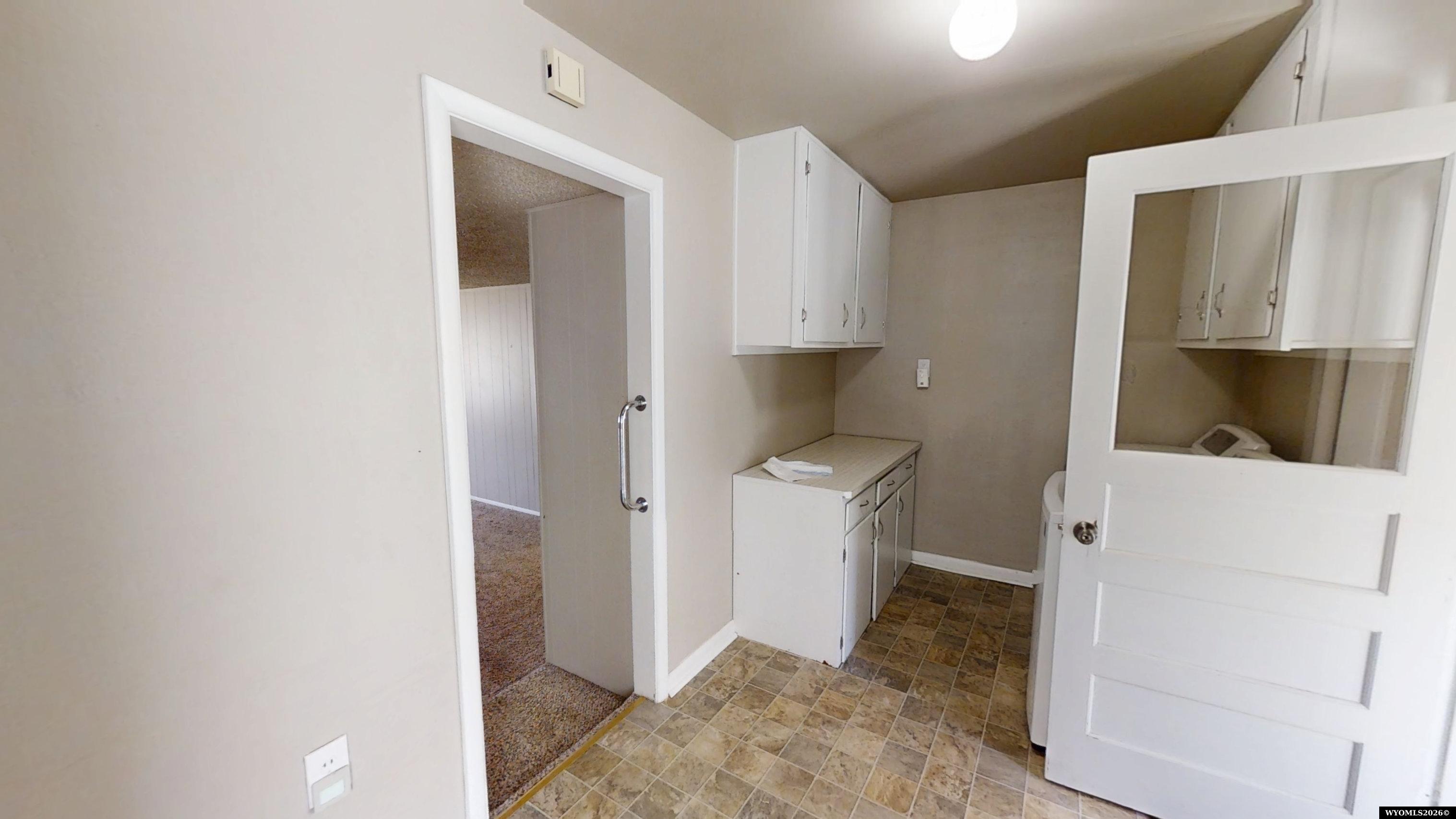 241 West 11th Street Casper, WY 82601 - Photo 15 of 35