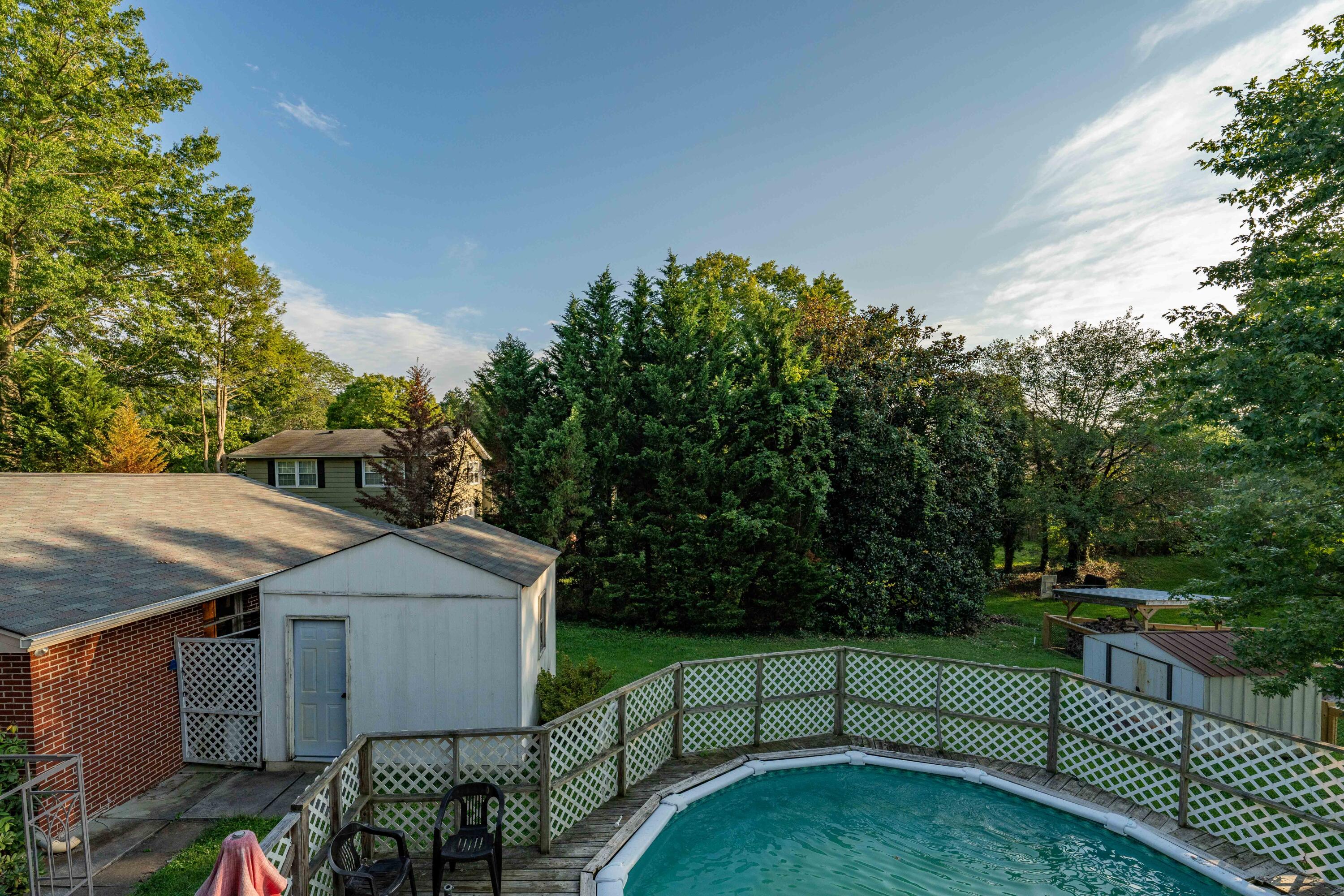 2101 Heatherly Road Kingsport, TN 37660 - Photo 49 of 73 2032 Canterbury Road (17 of 73)