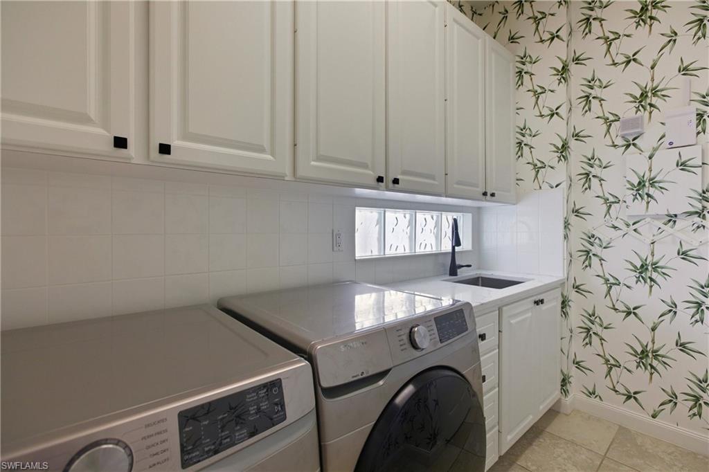 7704 Hernando Court Naples, FL 34114 - Photo 33 of 41