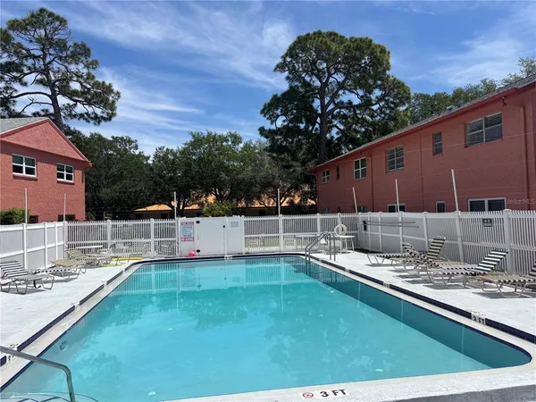 $1,500 | 660 62nd Avenue North, Unit 1204, St. Petersburg, FL 33702