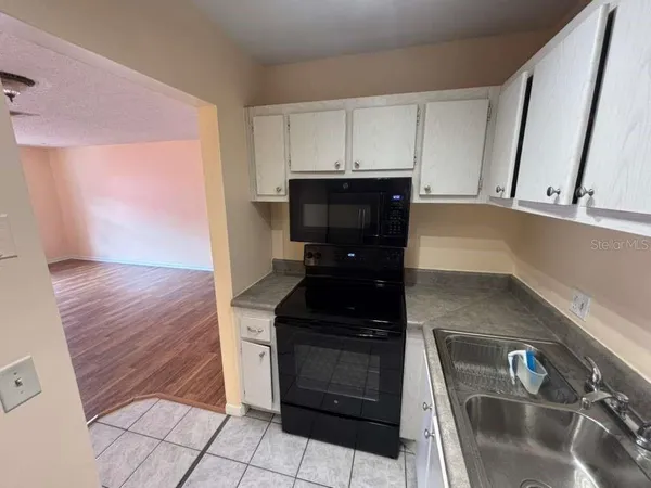 $1,500 | 660 62nd Avenue North, Unit 1204, St. Petersburg, FL 33702