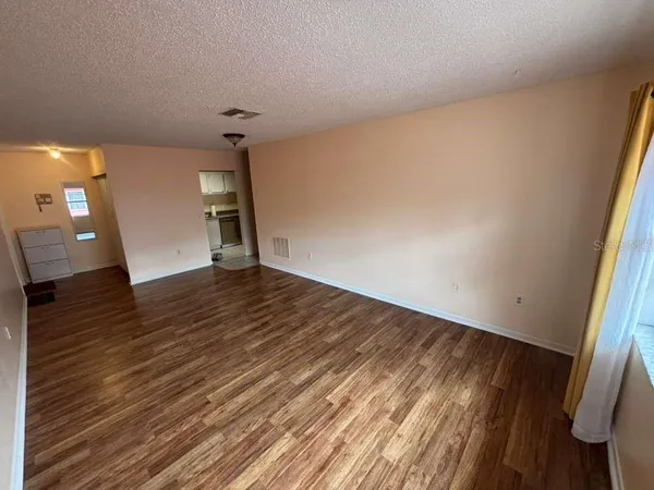 $1,500 | 660 62nd Avenue North, Unit 1204, St. Petersburg, FL 33702