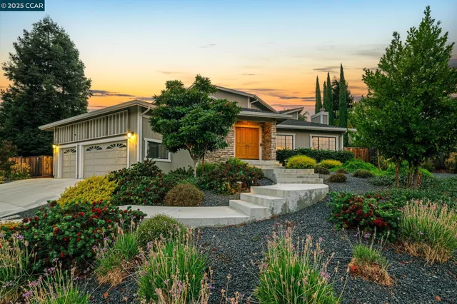 $1,330,000 | 1075 Irwin Court, Concord, CA 94518