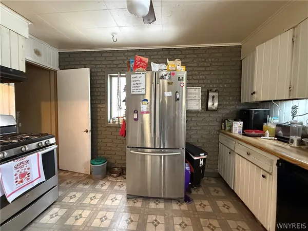 $159,900 | 38 Argus Street, Buffalo, NY 14207