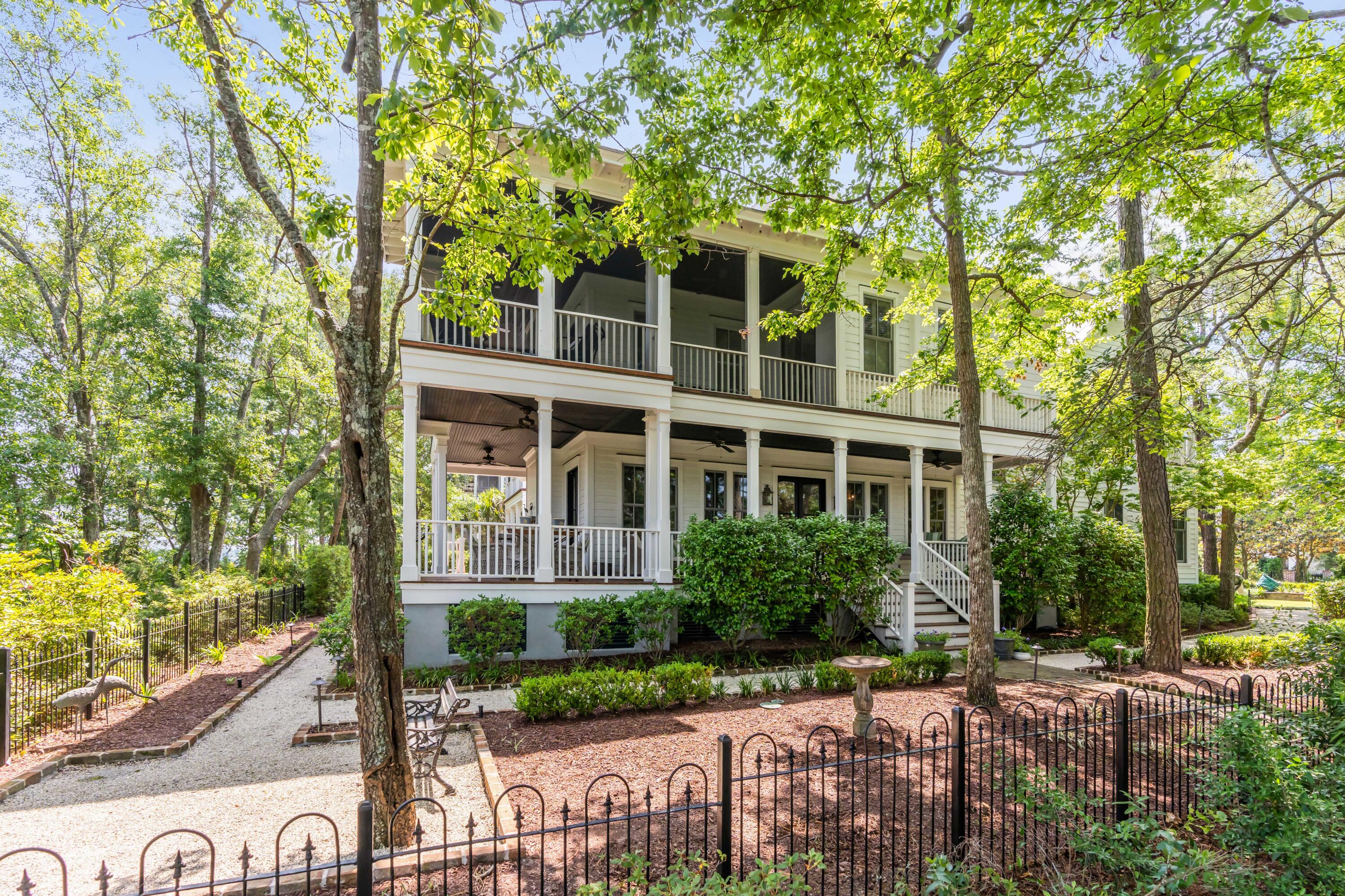 63 Robert Mills Circle Mount Pleasant, SC 29464 - Photo 2 of 4 DSC04928