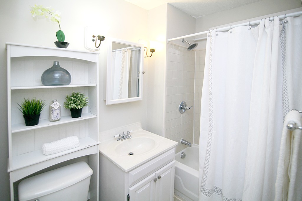 21 Dunlap Street, Unit 3 Salem, MA 01970 - Photo 8 of 11