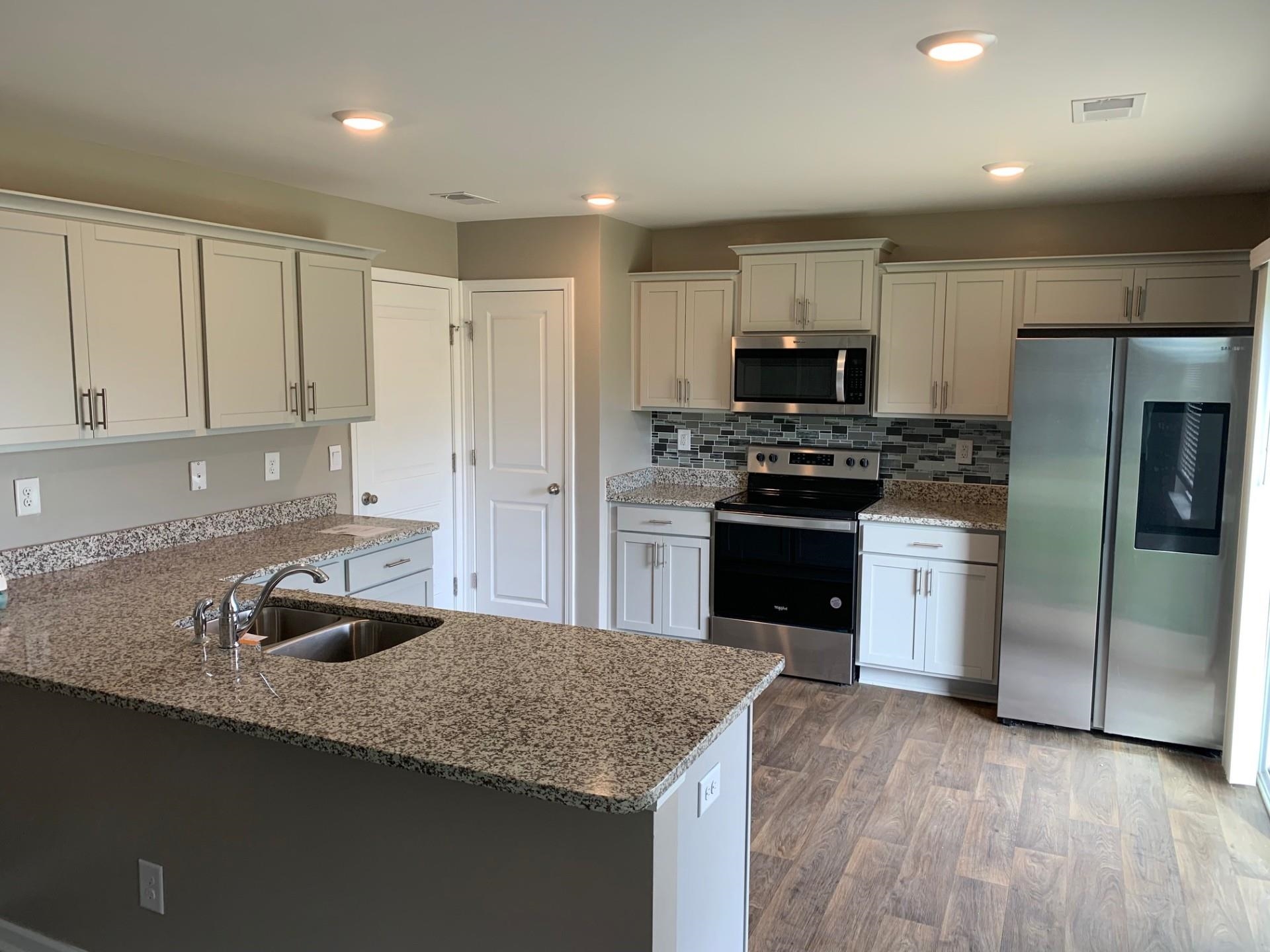 5022 Pratt Drive Boiling Springs, SC 29316 - Photo 2 of 12