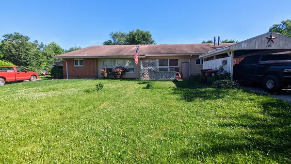 $95,000 | 1516 Fairway Drive, Rantoul, IL 61866